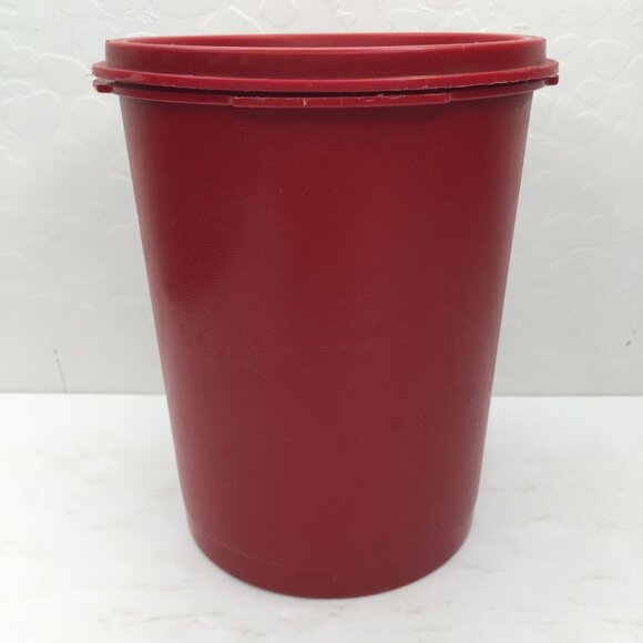 Vintage Rare Tupperware Servalier Red Tulip Quilt Container Sunburst Lid 811-13 - Picture 2 of 13
